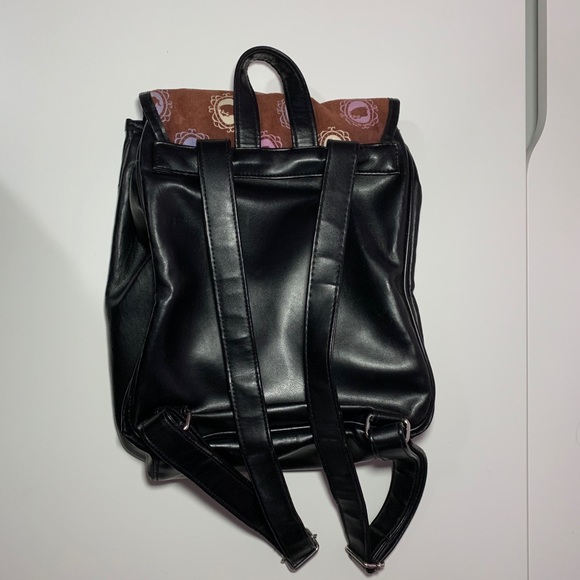 Leather, Hello Kitty Backpack 
 ⠀⠀⠀⠀⠀⠀⠀⠀⠀⠀⠀⠀ - Picture 2 of 3